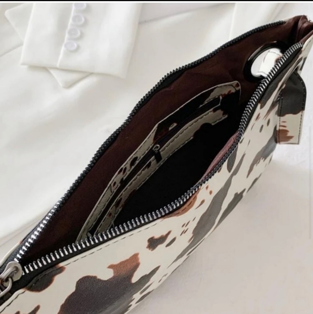 Vegan Cow Print Faux Leather Oversized Clutch Western Yellowstone Vibes - Picture 3 of 5